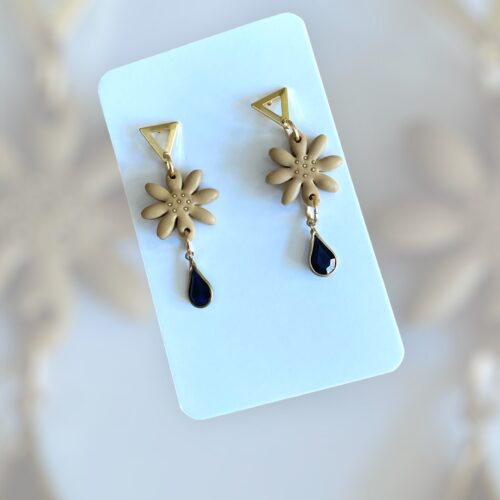 Σκουλαρίκια fimo «μαργαριτες latte»